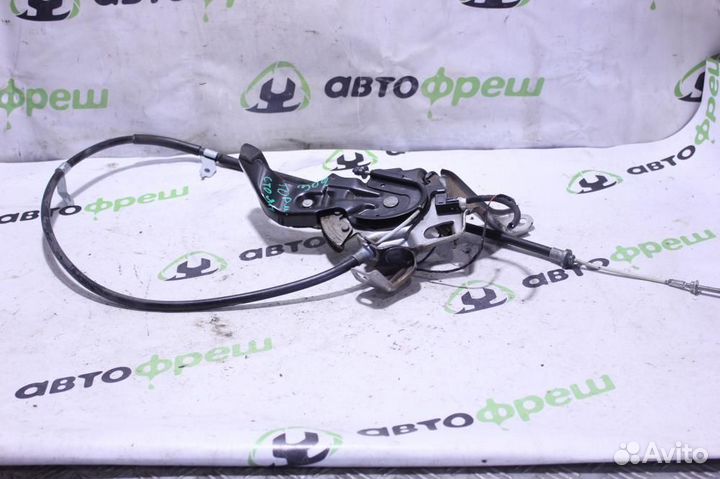 Рычаг стояночного тормоза Toyota Camry v40