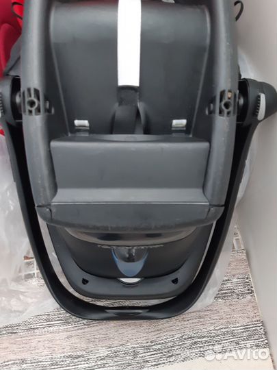 Детское автокресло от 0 maxi cosi