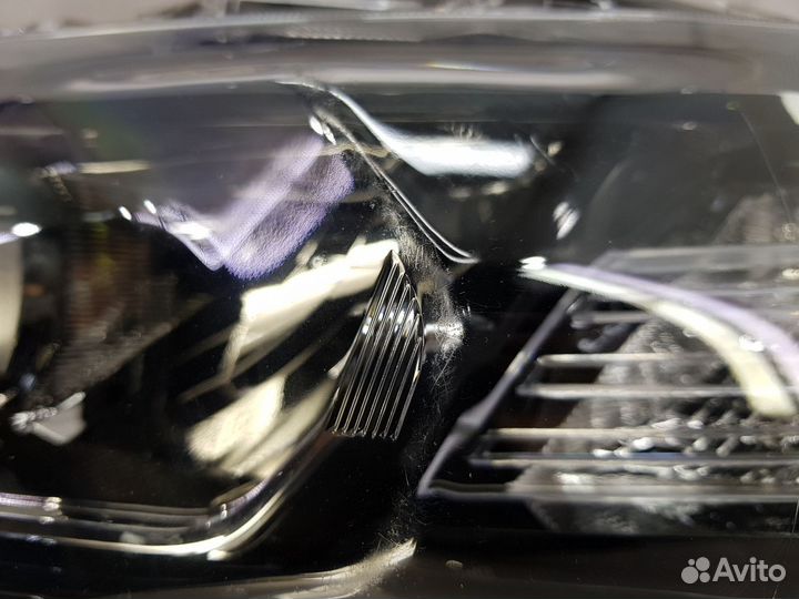 Фара левая Toyota Land Cruiser