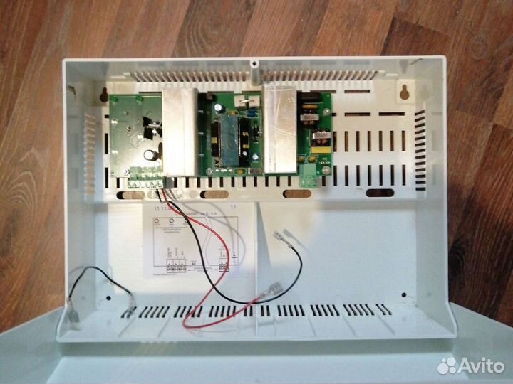 Скат-2400И7 исп.5000 Источник бесперебойного питан