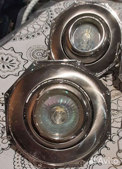 Светильник потолочный встраиваемый