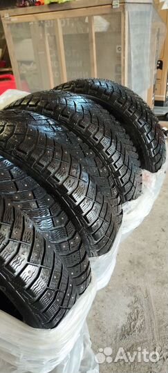 Michelin X-Ice North 4 215/65 R17 103T