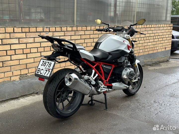 BMW R1200R (дилерский, пробег 12.500)