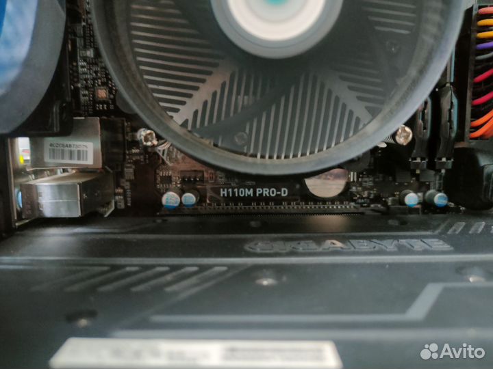 Материнская плата с процессором