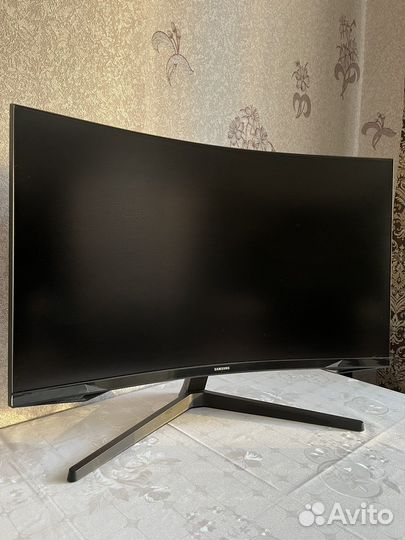 Монитор Samsung odyssey g5 32