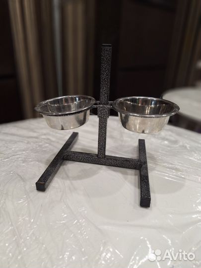 Кормушка для животных