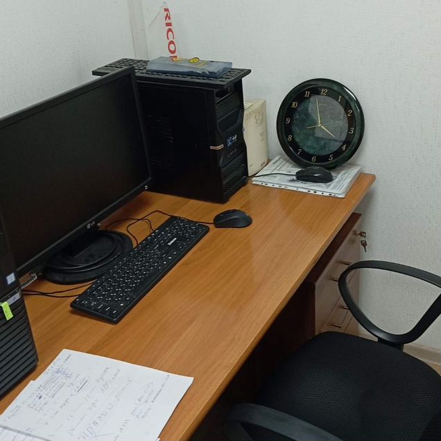 Офис, склад 58 м² свободного назначения
