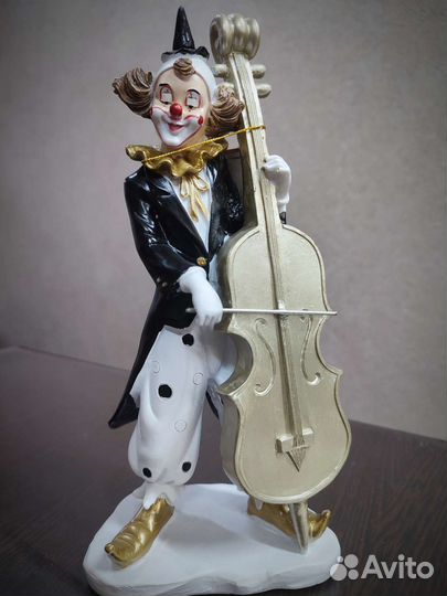 Статуэтка клоун