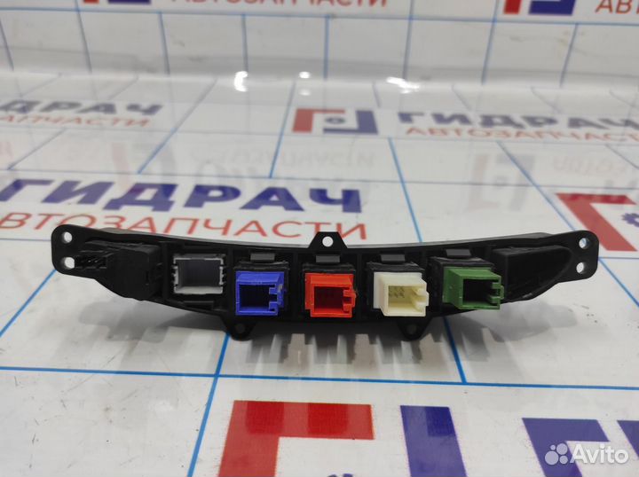 Блок кнопок Chery indiS