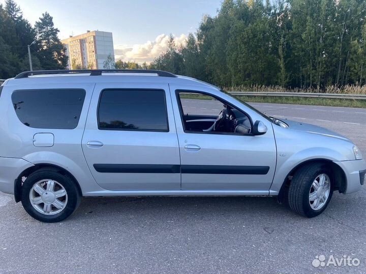 LADA Largus 1.6 МТ, 2012, 221 338 км