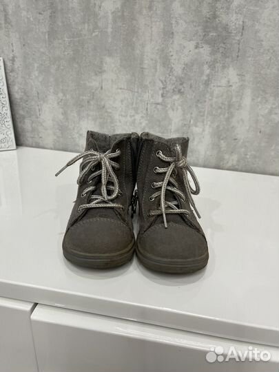 Ботинки утепленные для девочки 22 размера