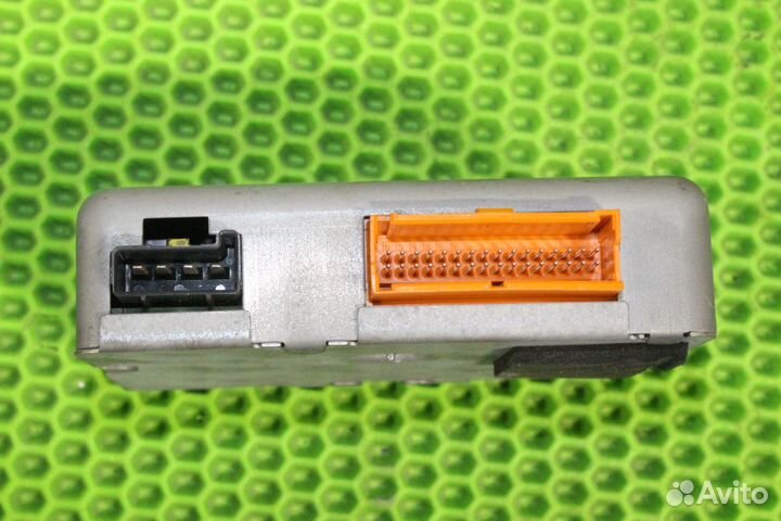 Блок управления раздаткой Chevrolet Suburban GMT80