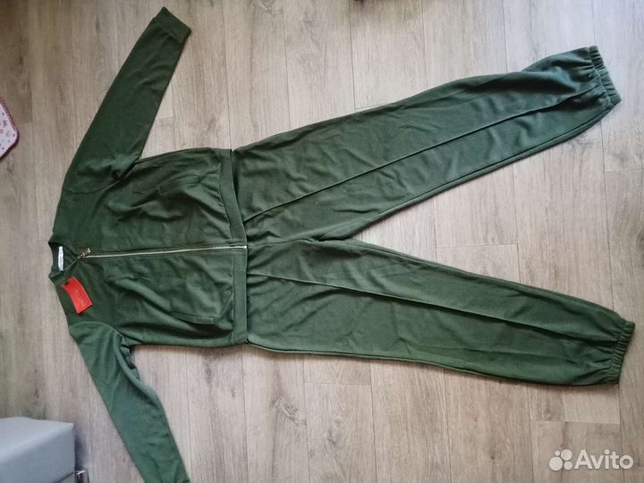 Спортивный костюм женский новый