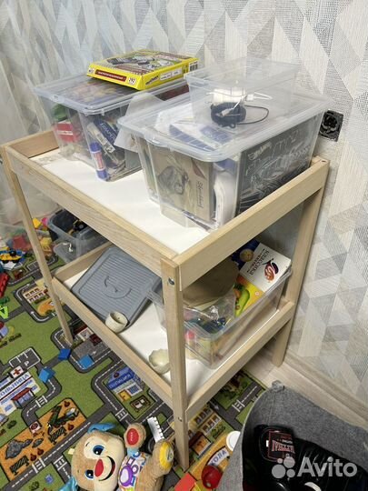 Детская кровать до 3 лет и пеленальный стол