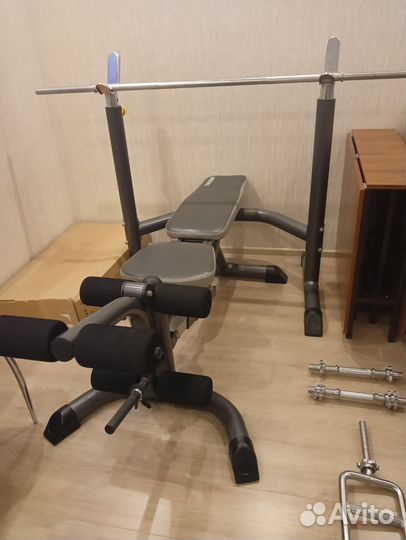 Скамья для жима со стойкой и штангой бу