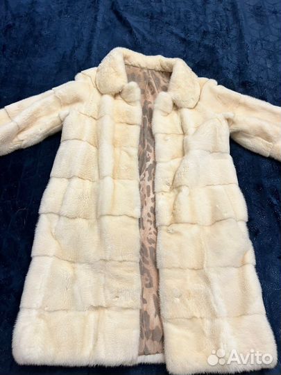 Шуба норковая 42 44 белая