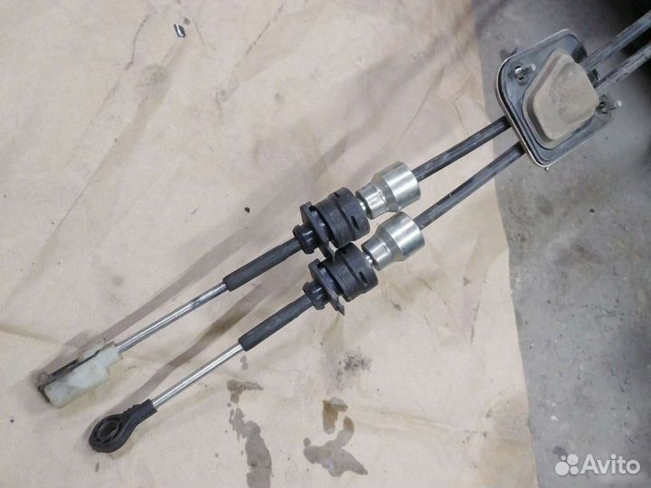 Трос МКПП Geely Emgrand EC7 2011-2016