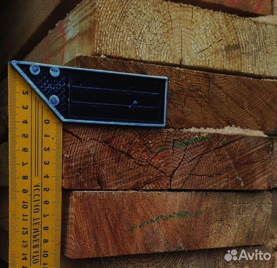 Материалы строительные: доски лиственницы для проектов