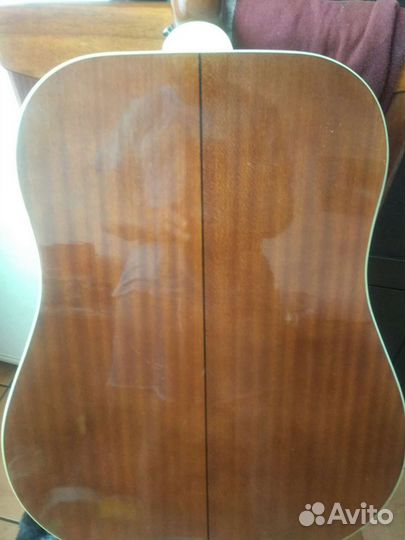 Гитара акустическая 