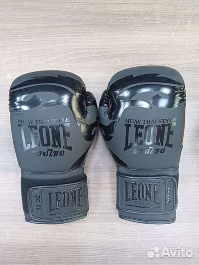 Боксерские перчатки