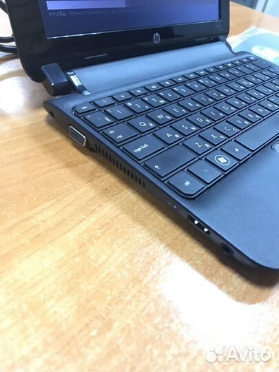 Нетбук HP Mini