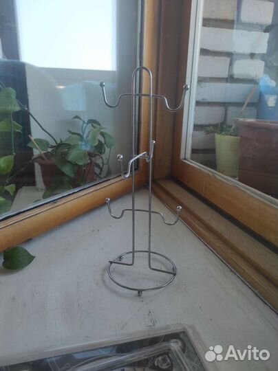 Стойка для бокалов