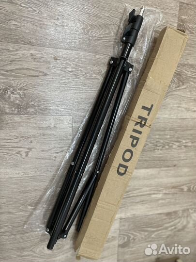 Штатив новый