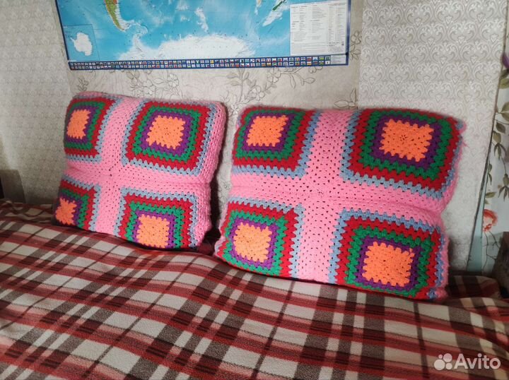 Подушка вязаная декоративная интерьерная