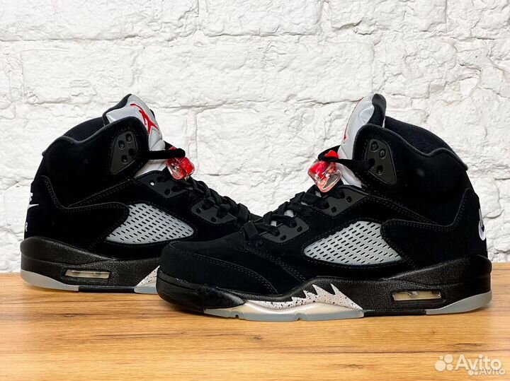 Nike Air Jordan 5 Retro Black Metallic