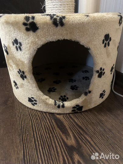 Домик для кошки с когтеточкой