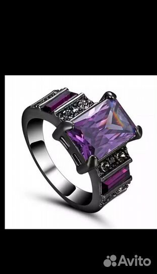 Модные кольцо