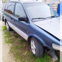 Mitsubishi Space Runner 1.8 MT, 1993, битый, 200 000 км, с пробегом, цена 65 000 руб.