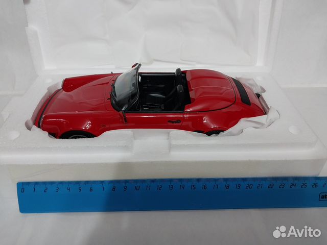 Porsche 911 Speedster 1989 красный, 1:18 KK-Scale