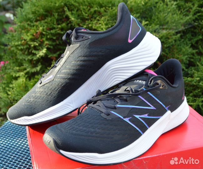 Кроссовки New balance FuelCell prism v2. Оригинал