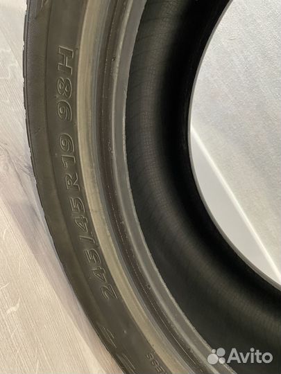 Kumho Crugen Premium KL33 245/45 R19 98H