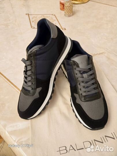 Крассовки мужские