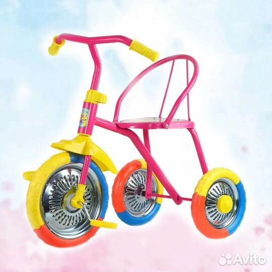 Трехколесный велосипед