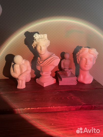 Декоративные статуэтки