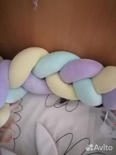 Бортики в детскую кроватку косичка