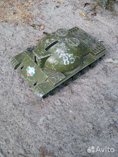 Игрушка танк СССР