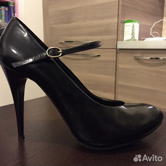 Кожаные туфли adami