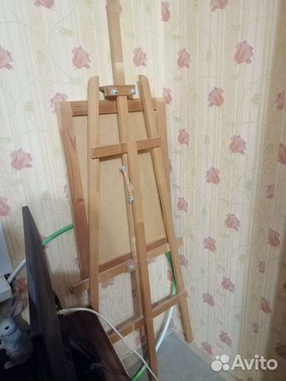 Мольберт художественный