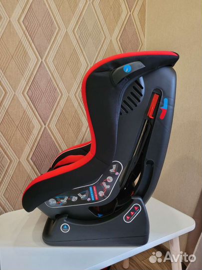 Новое детское автокресло 0-18 кг,0-4 г