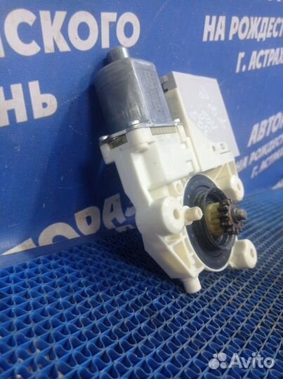 Моторчик стеклоподъемника Ford Focus 2 универсал