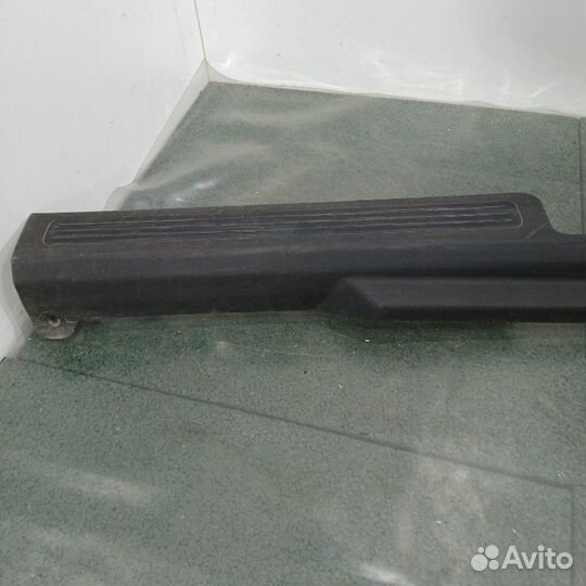 Накладка на порог салона правая Fiat Linea 323 198