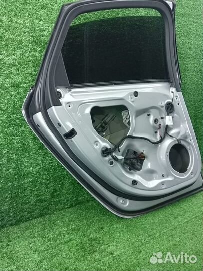 Дверь задняя левая седан Audi A6 C7 4G Код краски