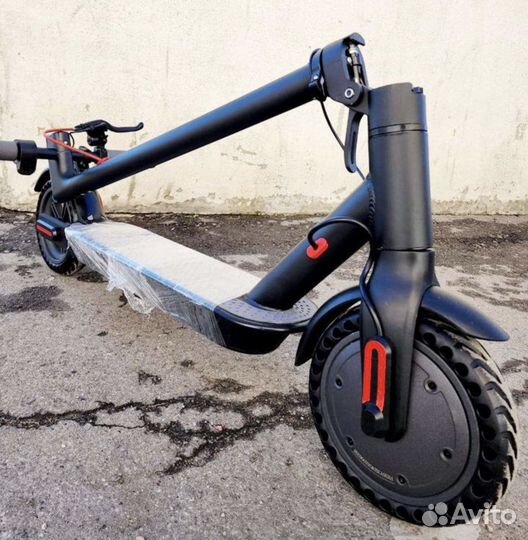 Электросамокат Xiaomi M365 Pro
