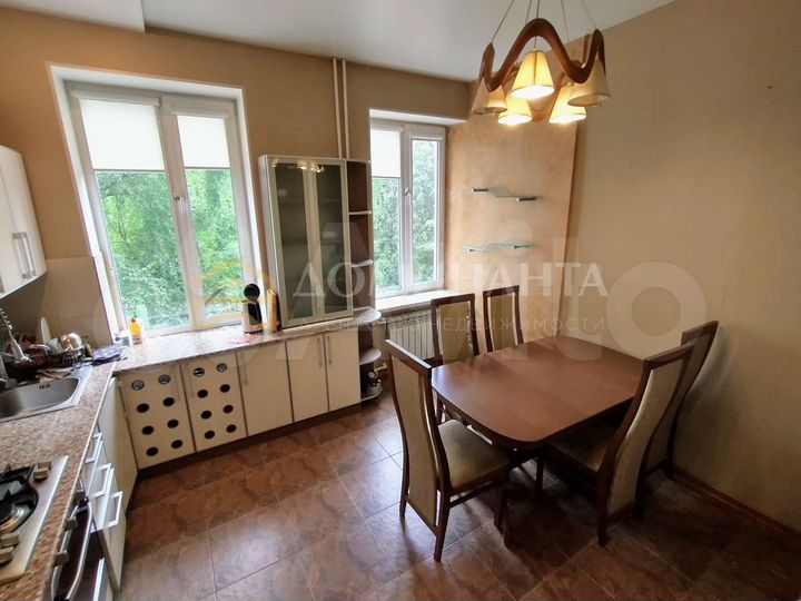 3-к. квартира, 91 м², 3/5 эт.