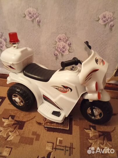 Детский мотоцикл на аккумуляторе б/у