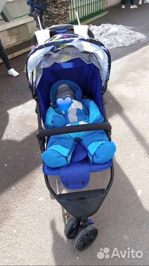 Прогулочная коляска